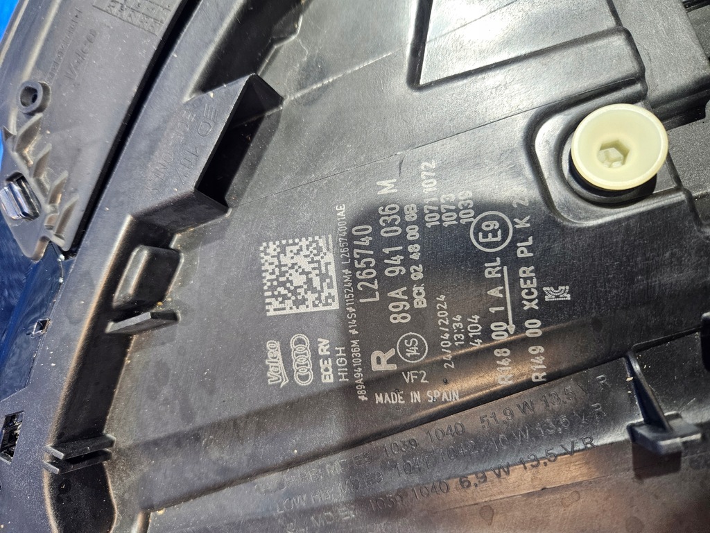 Vorderrechtlich vorne rechts Audi Q4 E-Tron 89A941036m Product image