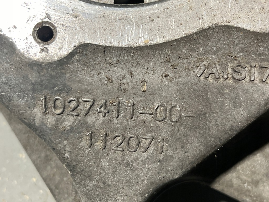 Tesla X 2015-2021 Achsschenkel hinten links 1027411-00-D Product image