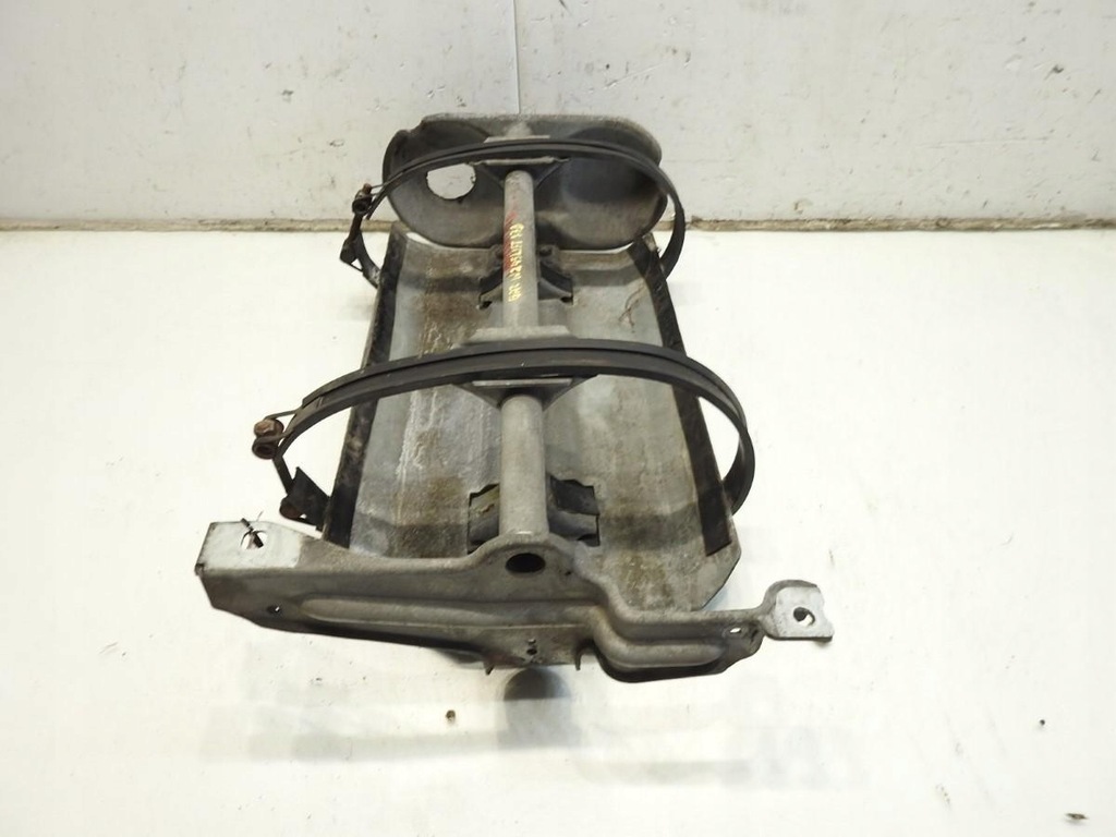 MERCEDES W245 B180 CNG-GASFLASCHENGEHÄUSE Product image