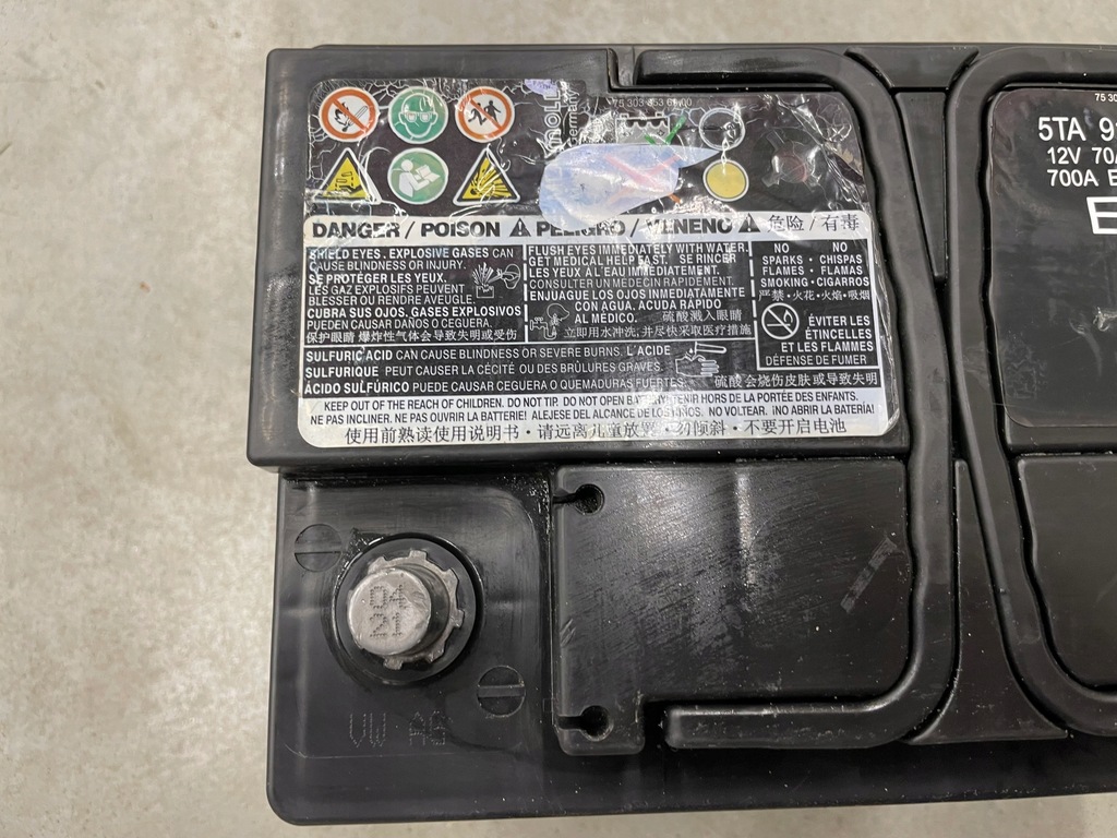 BATTERIE VW AUDI SKODA 12V 70Ah 420A DIN EFB ORIGINAL Product image