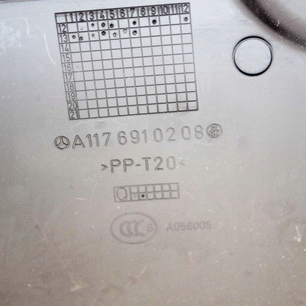 Mercedes-Benz Cla C117 X117 W117 2013 Rechte Seite Abdeckung Upper Post / B Product image