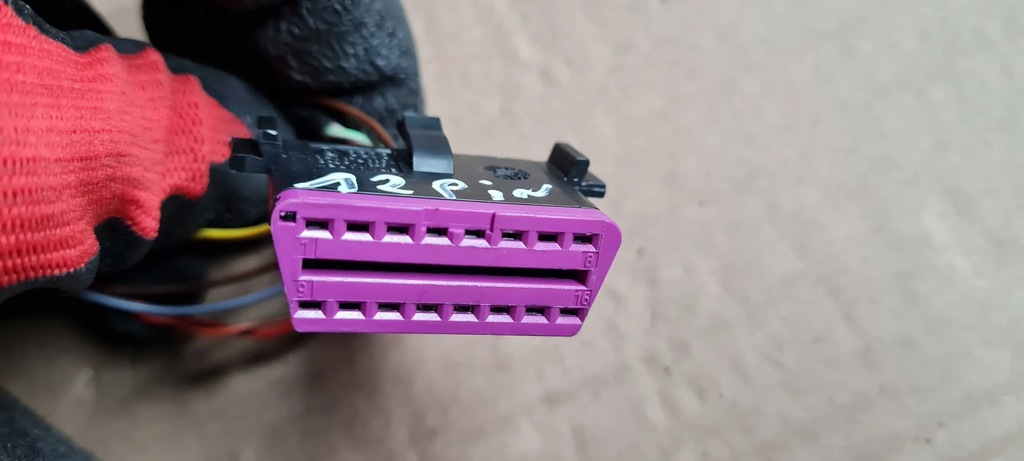 A5 8W STECKER OBD BUCHSE 3A0972695A A7 4G A4 B8 S4 B9 Q5 Q3 Product image