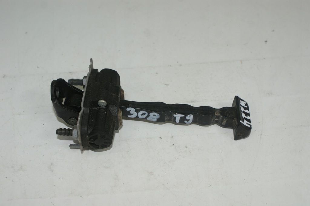 Türbegrenzer rechts hinter Heck hinterher Peugeot 308 T9 Stationwagen Product image