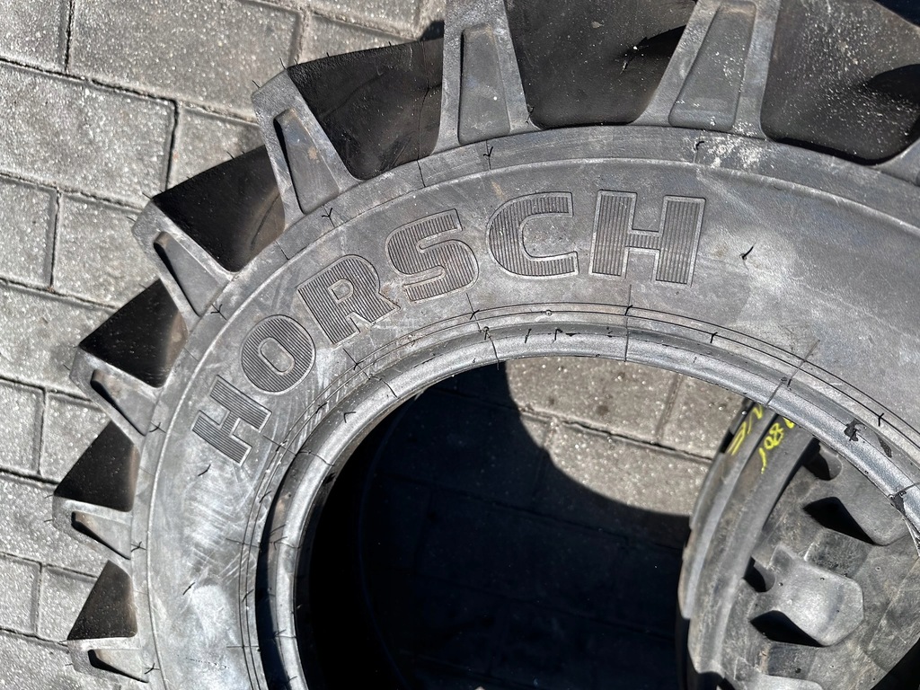 LANDWIRTSCHAFTSREIFEN HORSCH SEEDER 7.50-16, 7.50R16, 7.5-16, 7.5R16 NEU! Product image