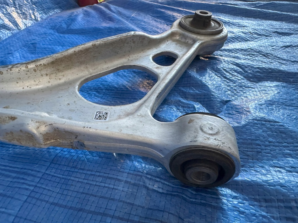 Links Swingarm Renault Austral 1.2 E-Tech Product image
