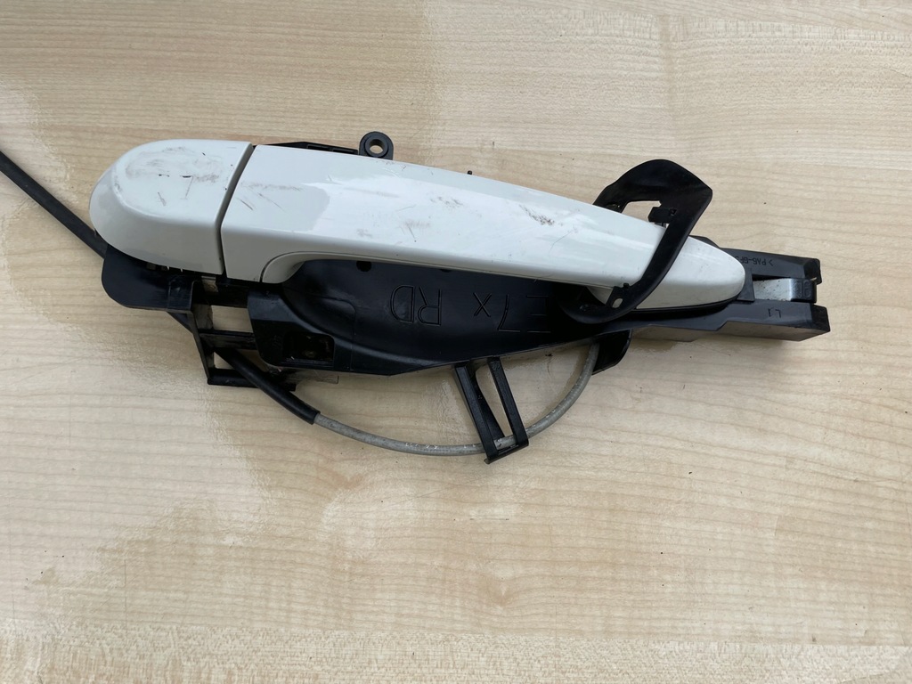 TÜRGRIFF AUßEN HINTEN LINKS BMW X5 E70 Product image