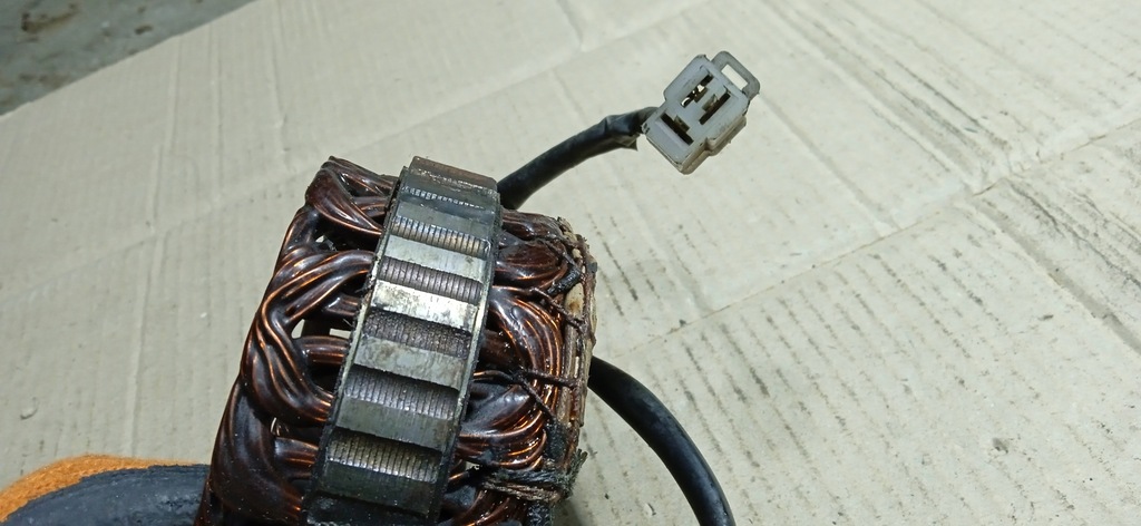 YAMAHA XJ 600 84-89 XS 400 LICHTMASCHINE STATOR LICHTMASCHINE WICKLUNG Product image