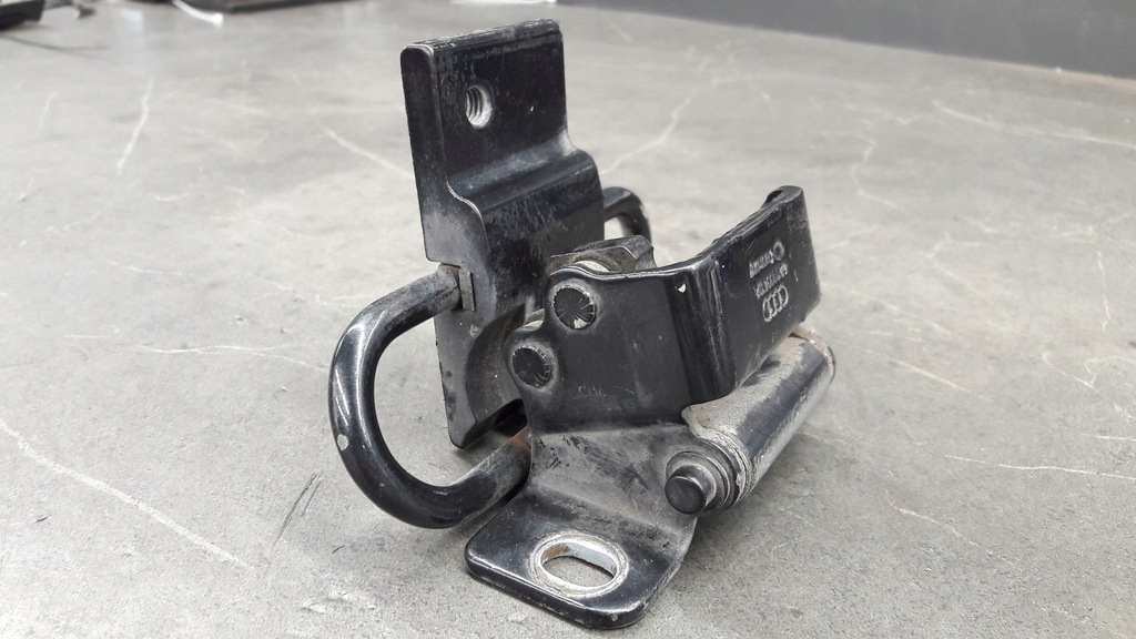 4A0833412A Right Hime Audi A6 Avant (4A, C4) 2,5 l Product image