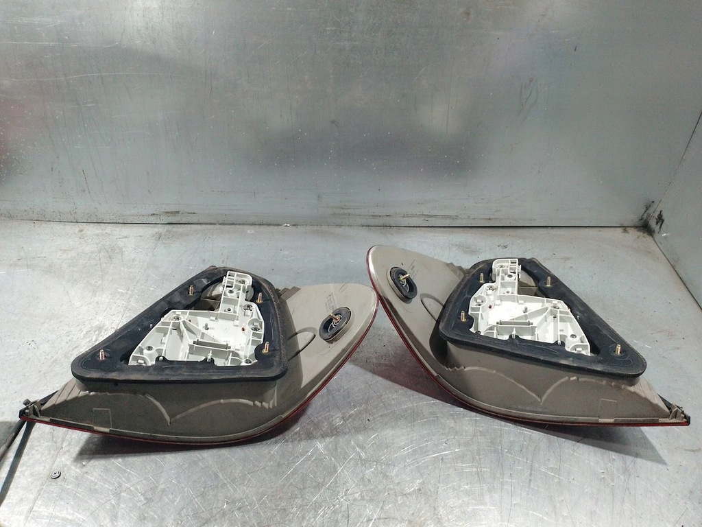 Hecklampen Set Mercedes Klasse E W211 A2118200364 A2118200464 Limousine Product image