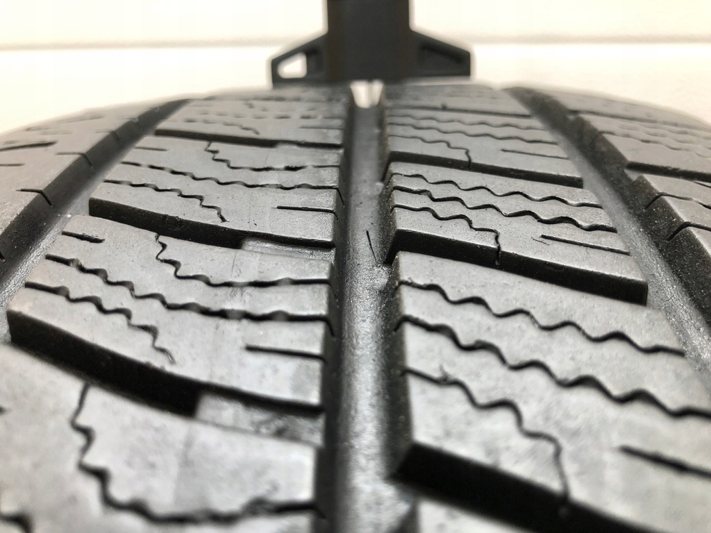 Goodyear Cargo Vector 1x 215/65R16C Product image