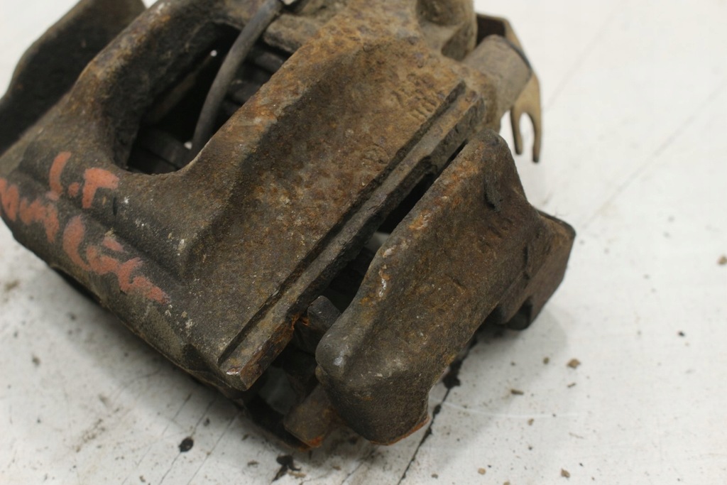 VW TOUAREG 2.5 TDI R5 BREMSSATTEL LINKS HINTEN Product image