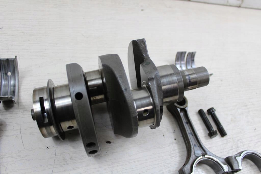 BMW R1100 S KURBELWELLE KURBELLAGER Product image
