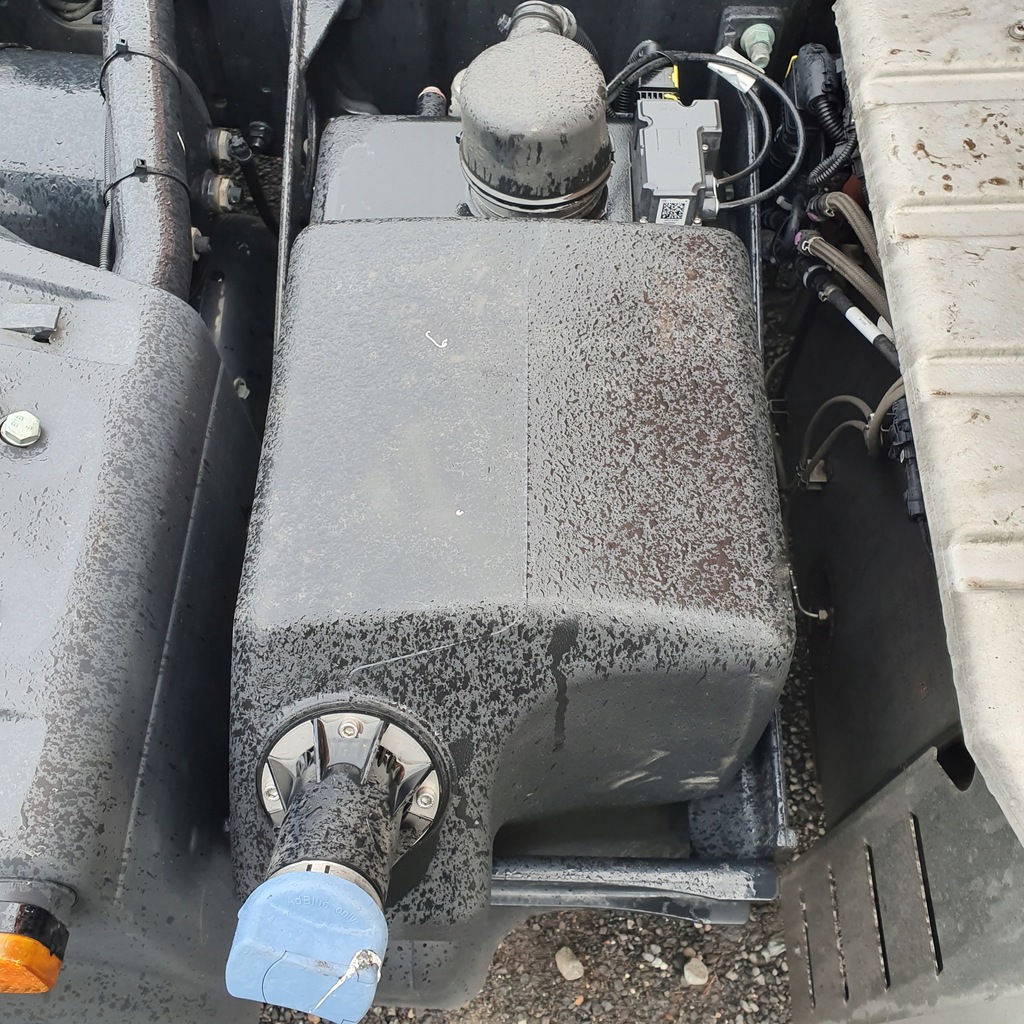 MAN TGX TGS TG3 2021 ADBLUE TANK 81.15400-6183 Product image