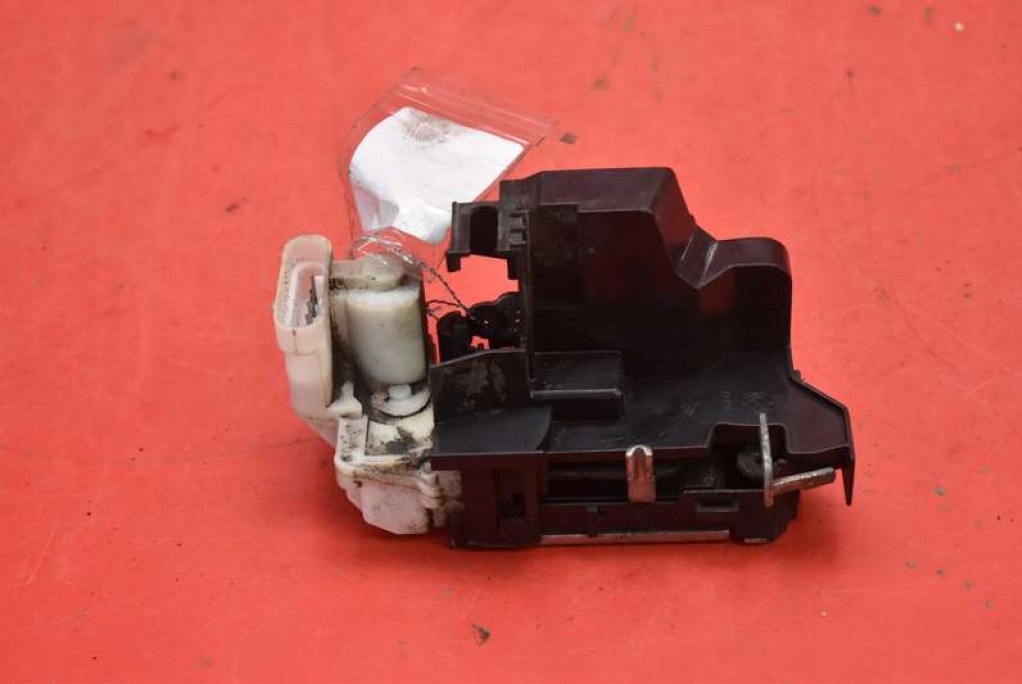 TÜRSCHLOSS LINKS VORNE EU B792 FIAT DOBLO 1 I 01-05 Product image