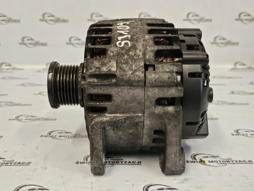 Trafic Vivaro Primastar 2.0 DCI M9R782 114 km Generator 8200404459 Product image