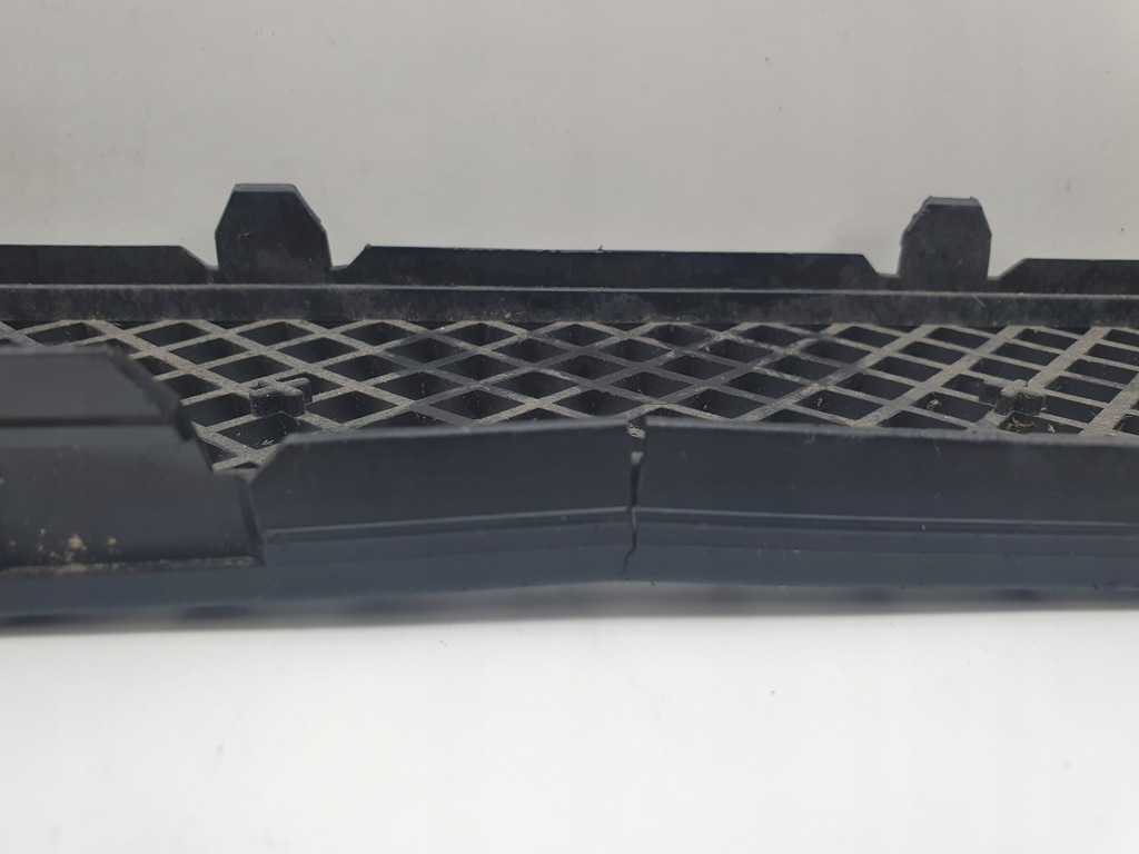 STOßSTANGENGITTER VORNE BMW E82 E88 7178710 Product image