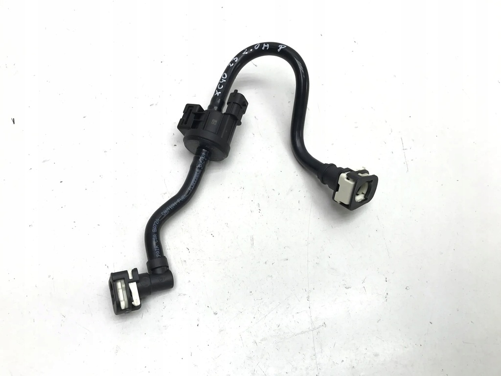 VOLVO XC 40 XC40 2023 2.0 HYBRID SCHLAUCHLEITUNG KRAFTSTOFFLEITUNG VENTIL 32363309 Product image
