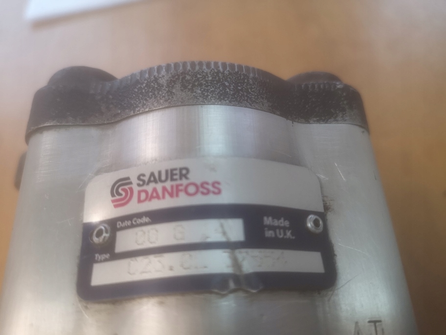 GENIE S85 Pumpe Sauer Danfoss C23.0L 37554 - Import Product image