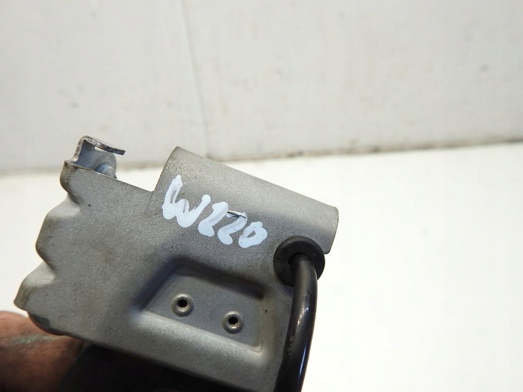SCHLÜSSELLOSE ANTENNE MERCEDES W220 A2208200675 Product image