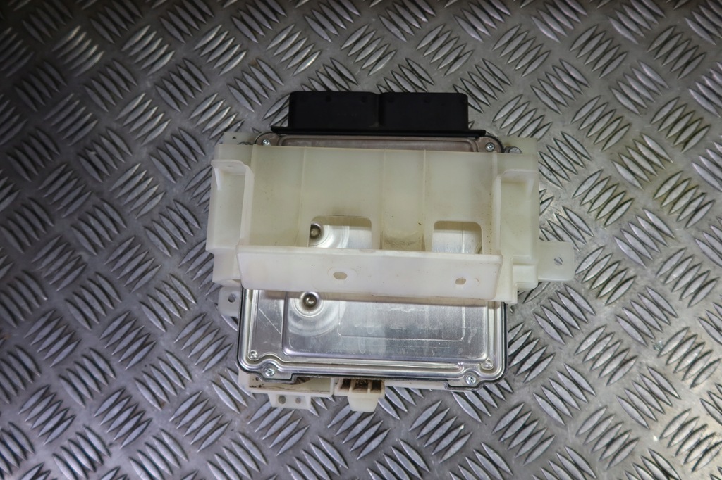 Computer Range Rover Evoque GX73-12C520-Fag Product image