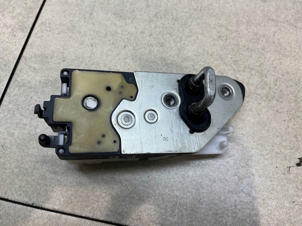 TÜRSCHLOSS, VORNE RECHTS PEUGEOT 1007 1.4 16V 9685069780 Product image