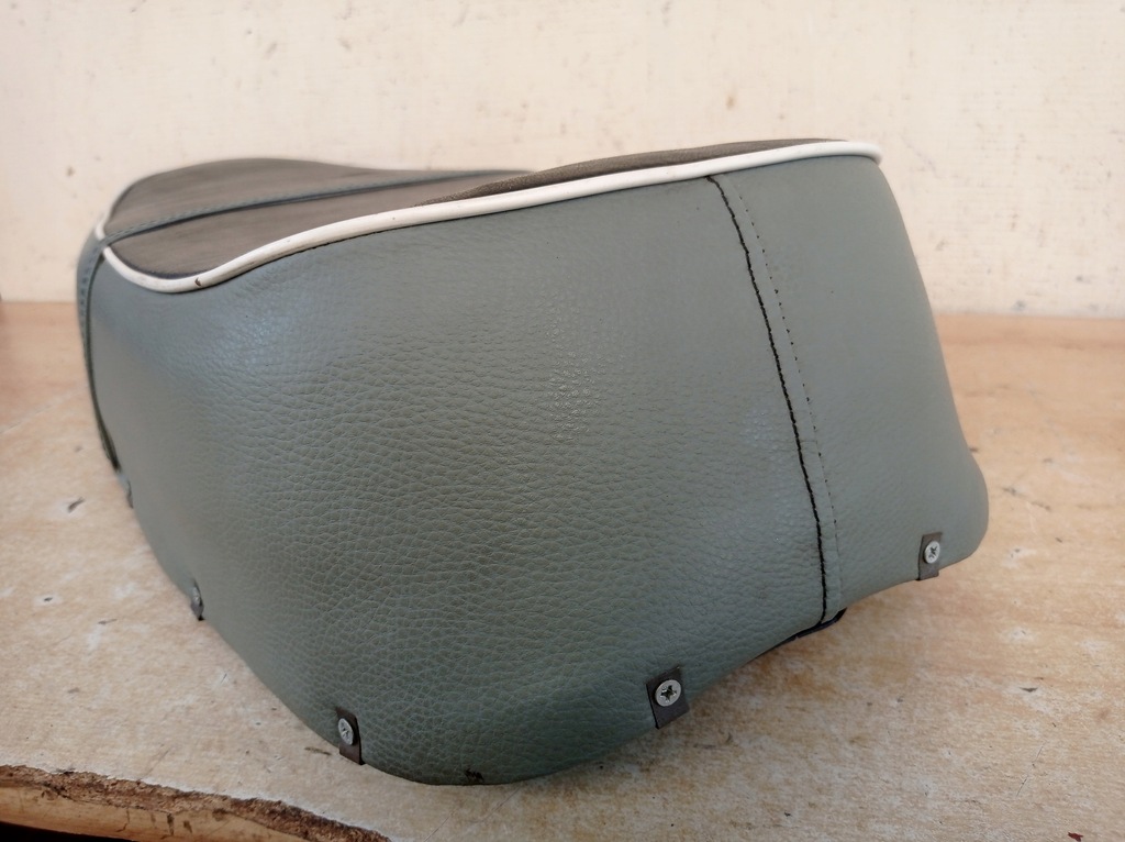 SHL M17 Gazelle - Teile - Sitz + Trunk + .. Product image