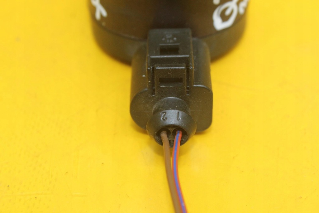 Zusätzliche Wasserpumpe Webasto Audi Q7 4L VW TOUAREG 7L0965561J Product image