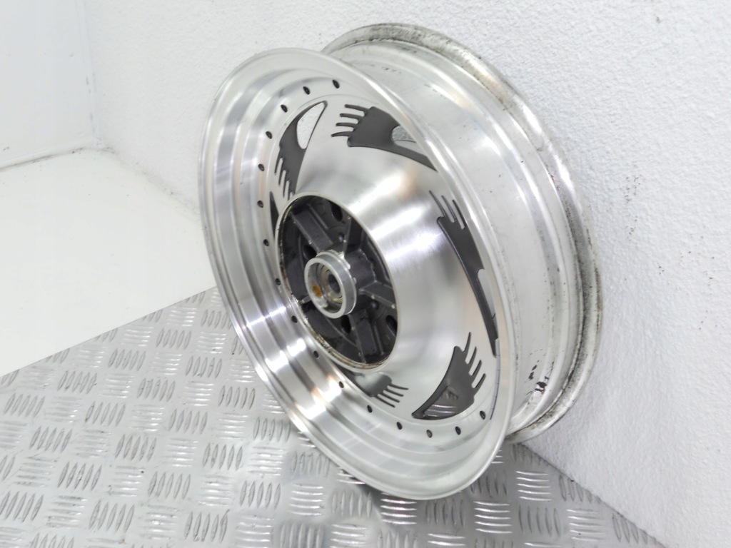 Suzuki VZ 800 Marauder Felge Hinterrad Original Product image