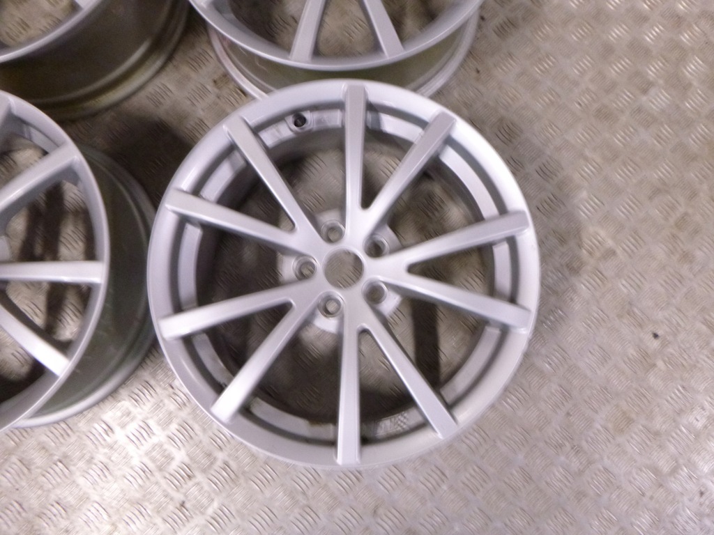 ALFA ROMEO 147 TI TURISMO INTERNAZIONALE FELGEN TOORA 7X17 ET40.5 5X98 Product image