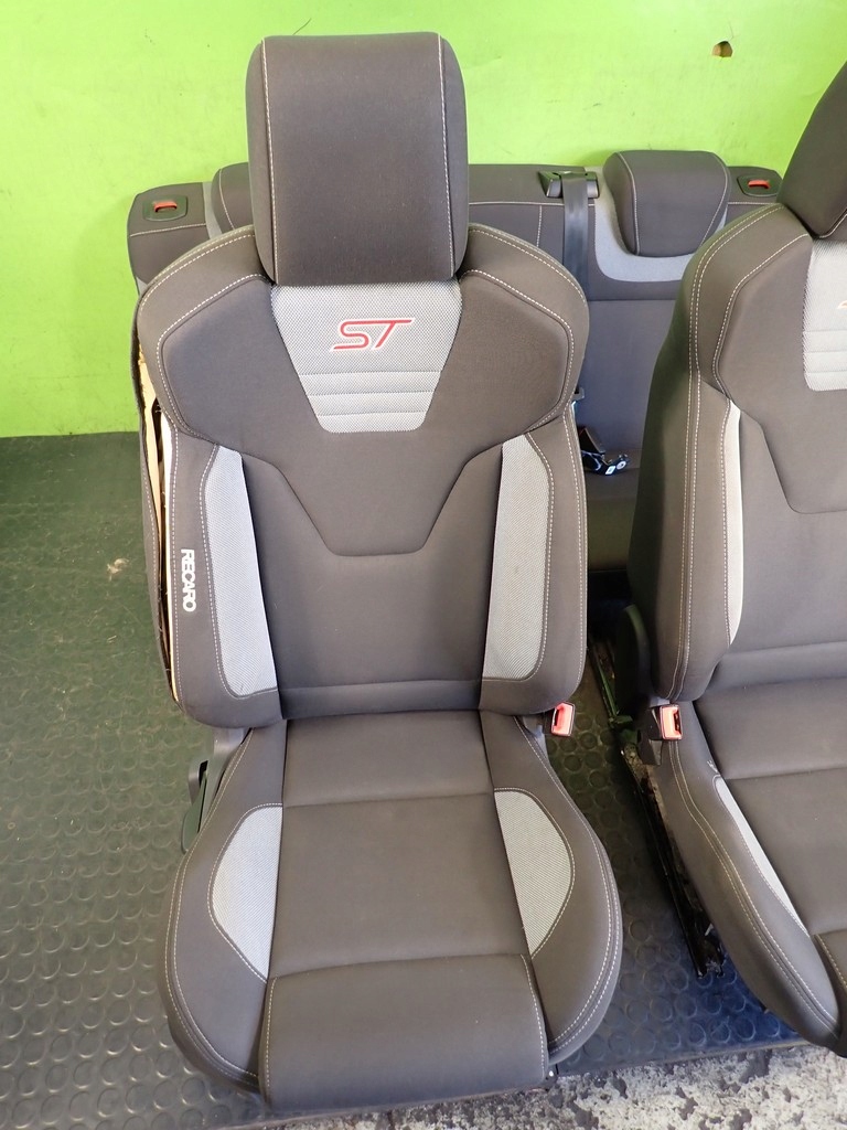 Sitze, Rückbank, Innenraum FORD FOCUS MK3 LIFT Product image