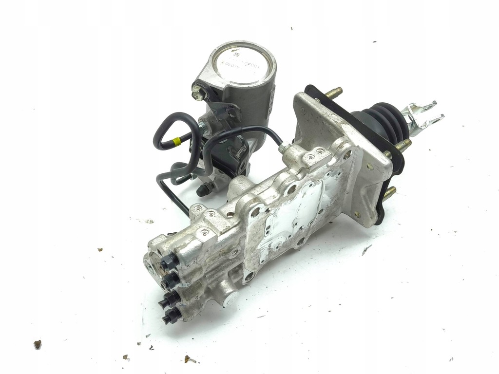 Toyota Rav 4 (XA50) 2020 Hauptbremszylinder Product image