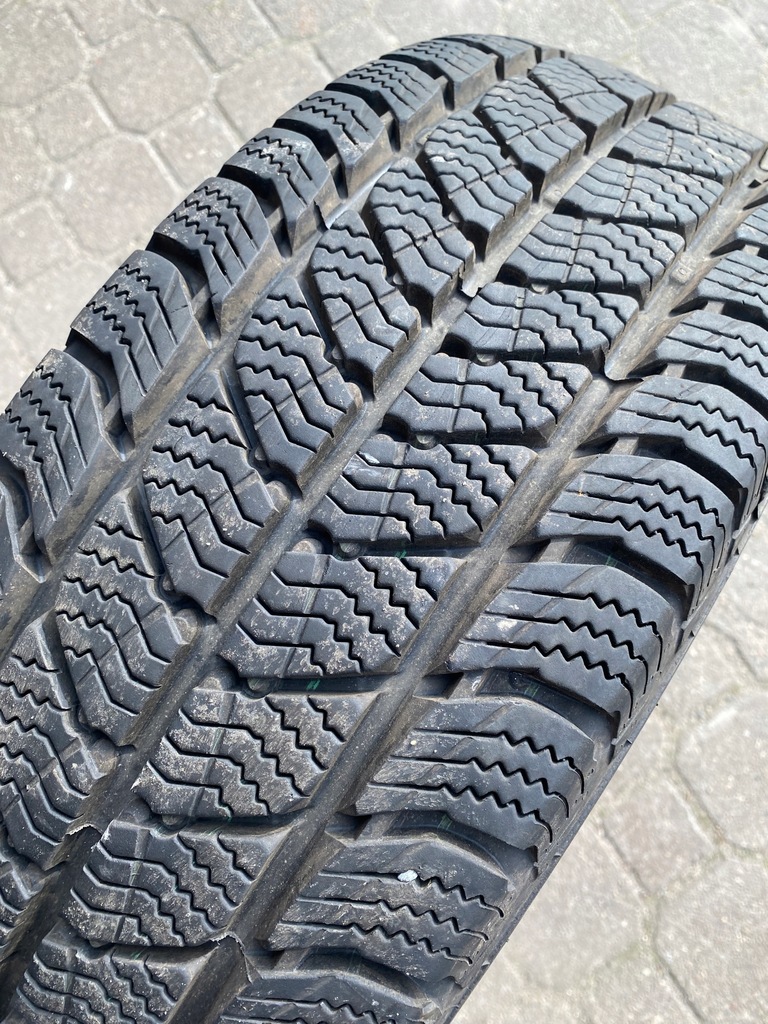 1 Stück SEMPERIT Van-Grip 3 215/65/15 C 104/102T 2023 10,1 mm Product image
