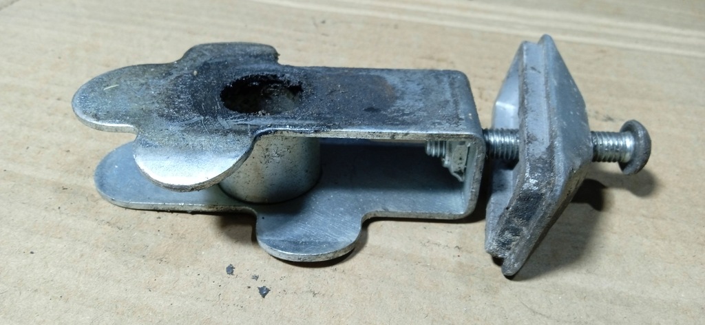 Suzuki GSF 600 1200 Bandit Spanner Kettenspannung Hinterrad Product image