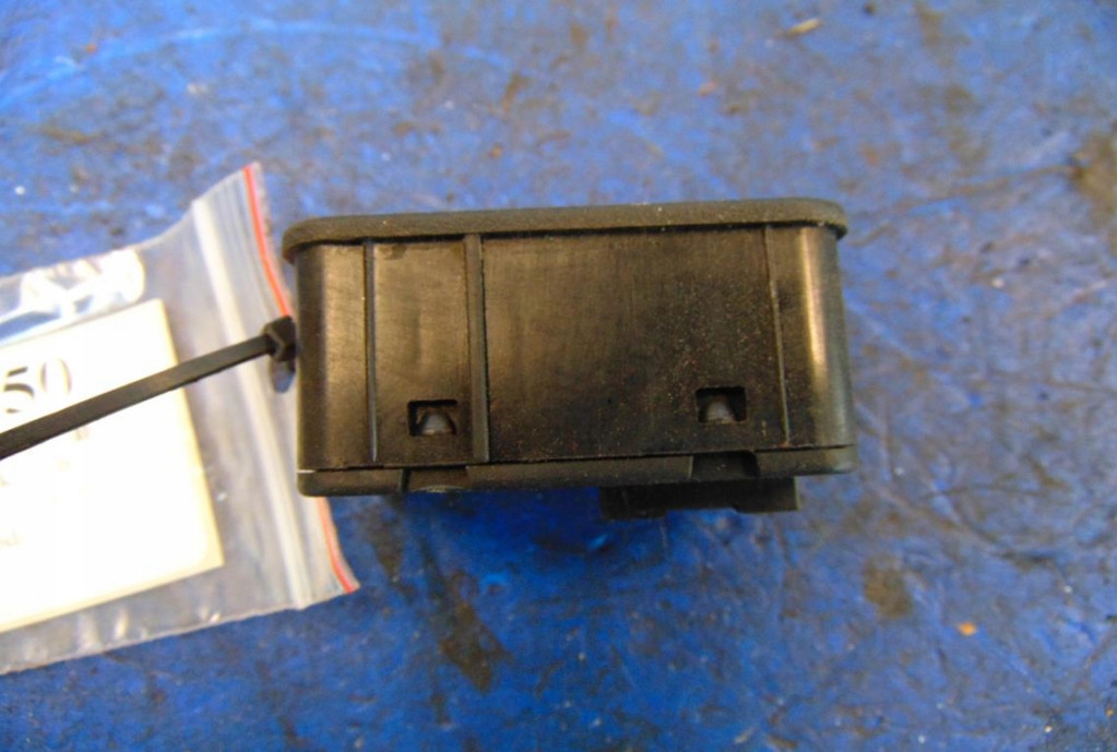 Opel Astra G 1.4 16 V GM90561086 Glas Product image