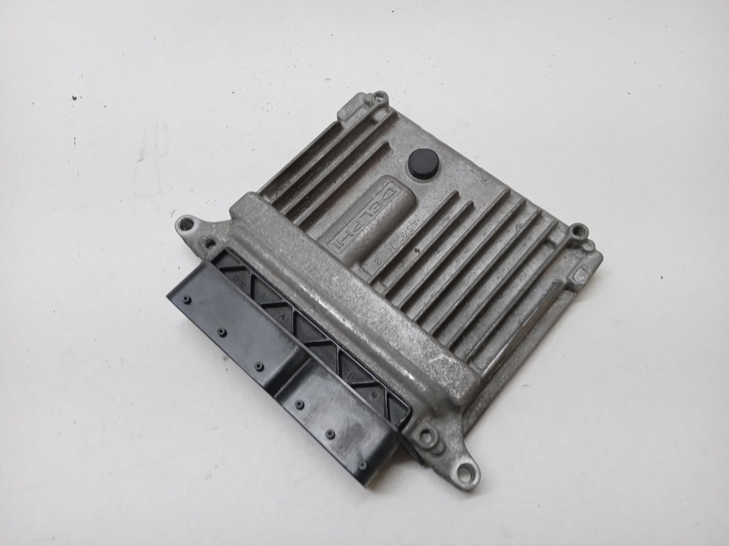 Mercedes C W204 C 220 CDI Engine Controller Product image