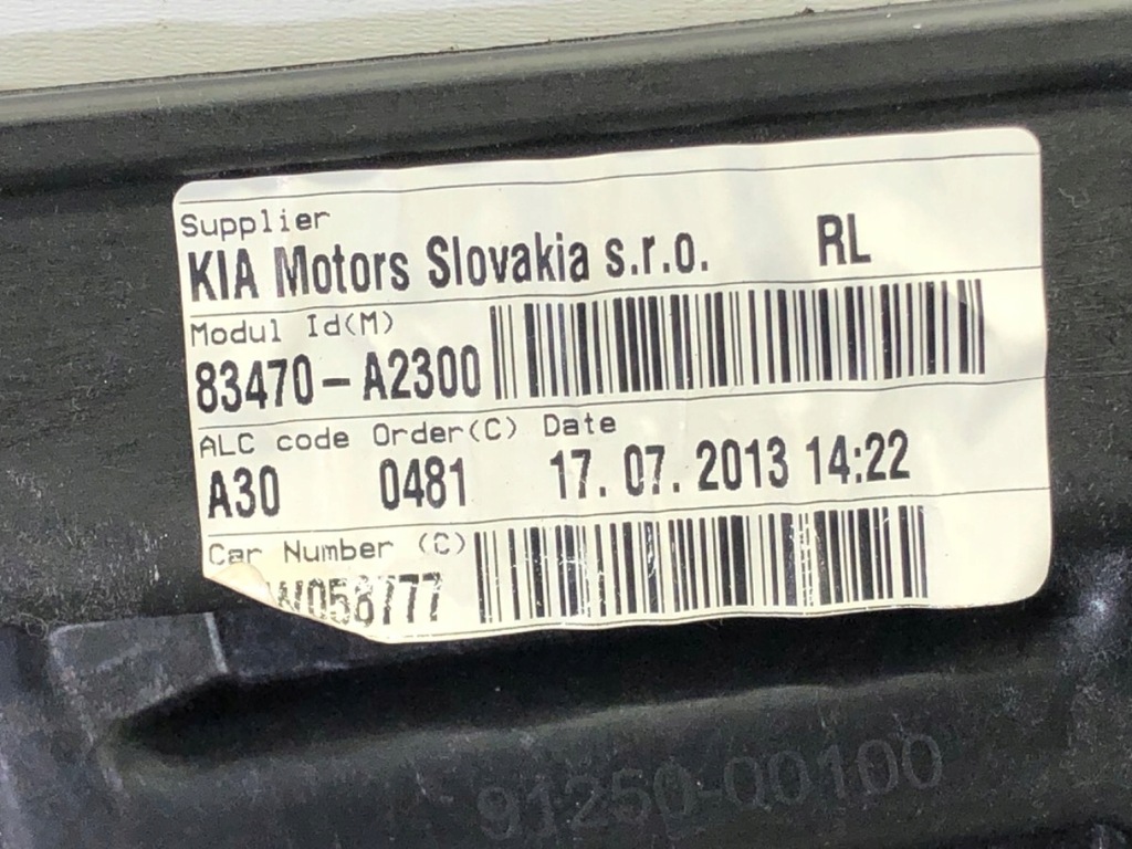 FENSTERHEBER LINKS HINTEN KIA CEED 83470-A2300 Kombi 12-18 Product image