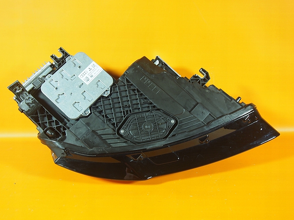 Audi A8 4H LIFT Scheinwerfer MATRIX KOMPLETT Product image
