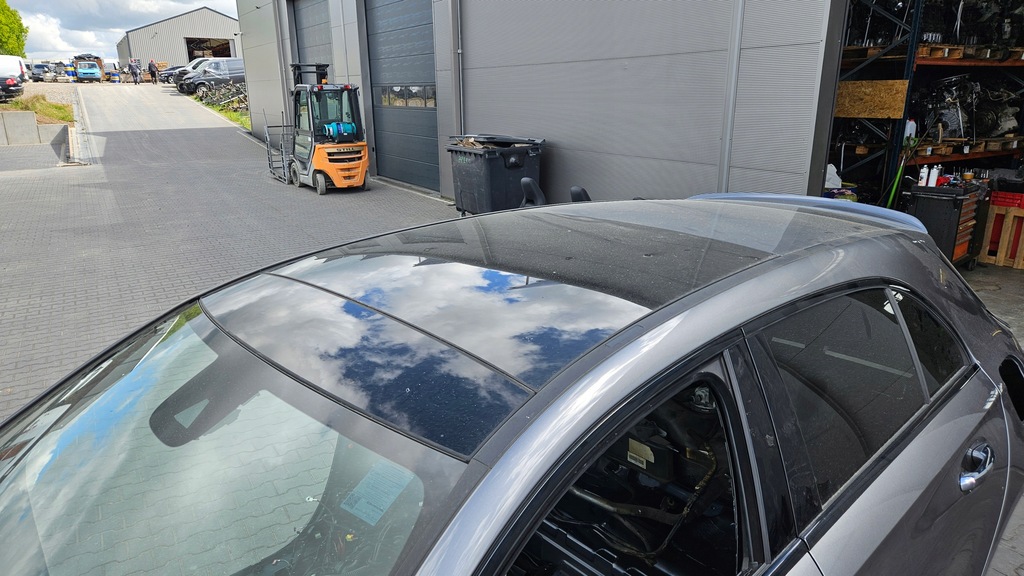 Mercedes A-Klasse W177 HB Dach Panorama Schiebedach Product image
