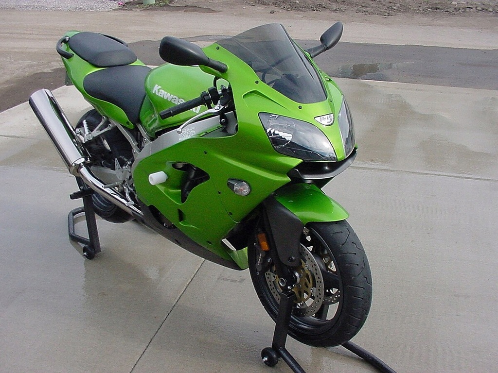 KAWASAKI ZX9R NINJA 00-03 * FELGE HINTERRAD ORIGINAL Product image