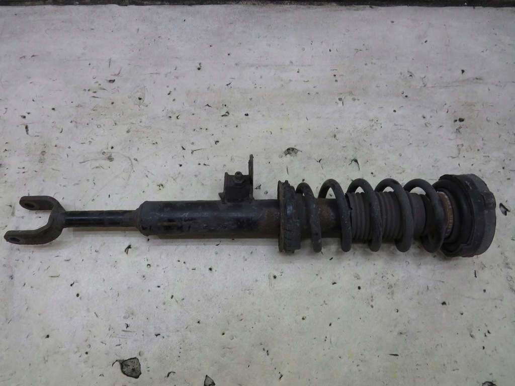 STOSSDÄMPFER LINKS VORNE BMW 6 F06 F12 F13 640D 795082-02 Product image