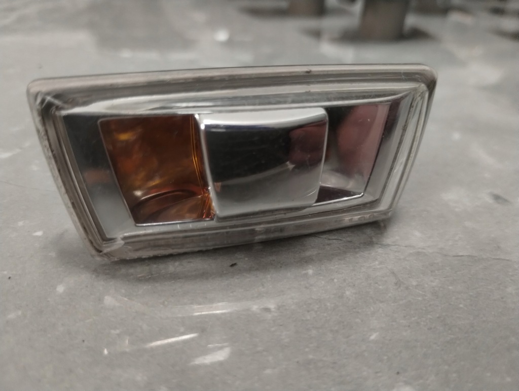 BLINKER LINKS ASTRA H CORSA D/E INSIGNIA A ZAFIRA MEVIA B GM 13497989 Product image