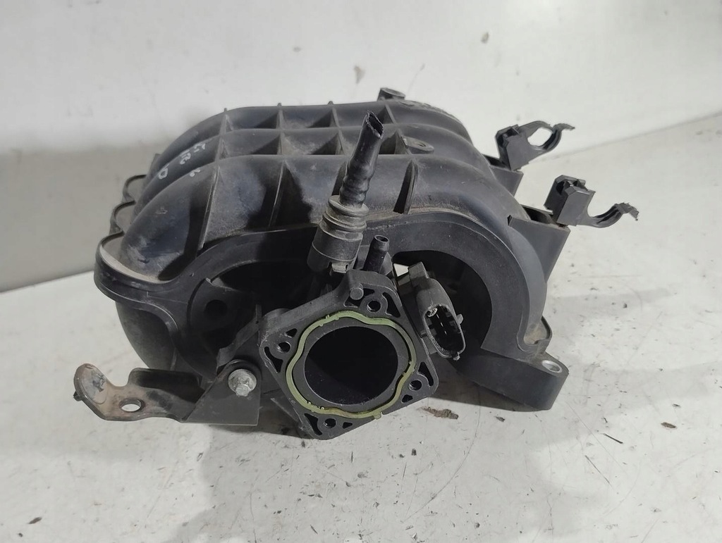 Ansaugkrümmer MITSUBISHI COLT VI 1.1 MN143824 Product image
