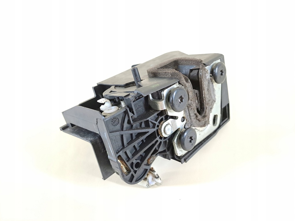 TÜRSCHLOSS HINTEN RECHTS HINTEN DACIA LOGAN 3 21. März Product image