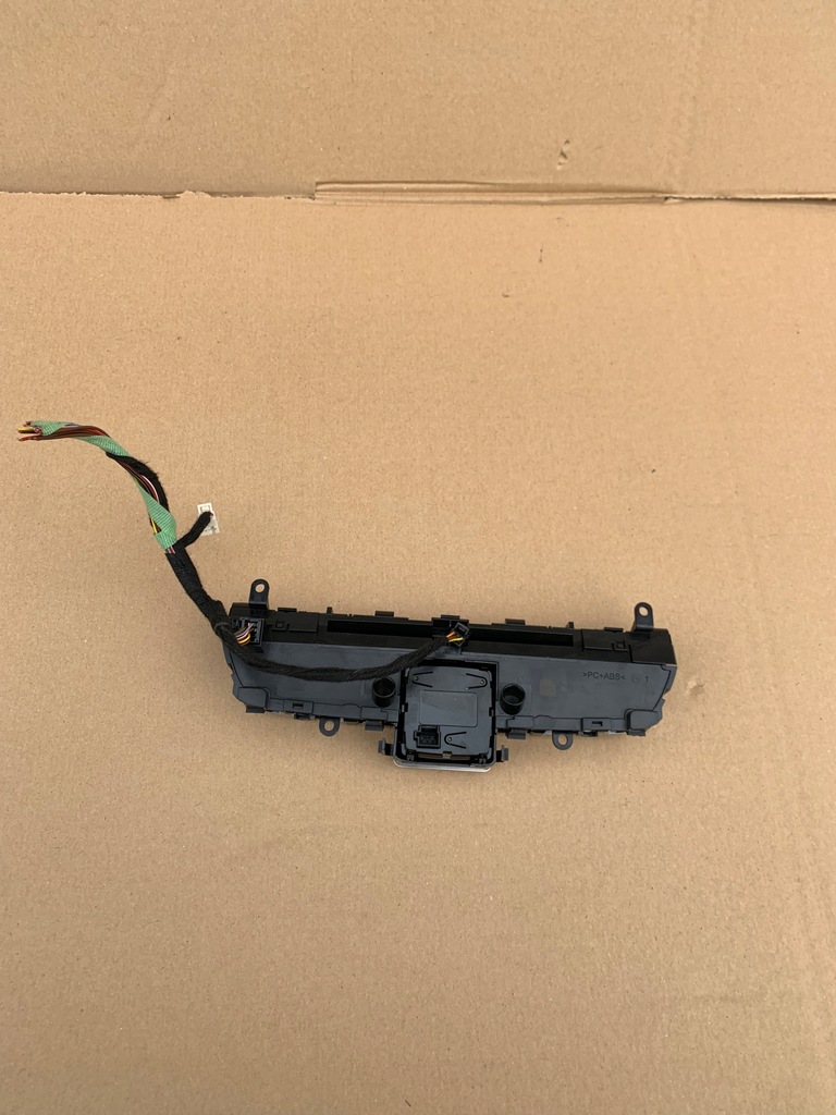 Mercedes c43 w205 Navigations-Radiopanel OE A2059053901 Product image