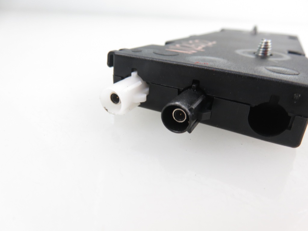 WZMACIACZ ANTENOWY MINI MINI COUNTRYMAN (R60) Product image
