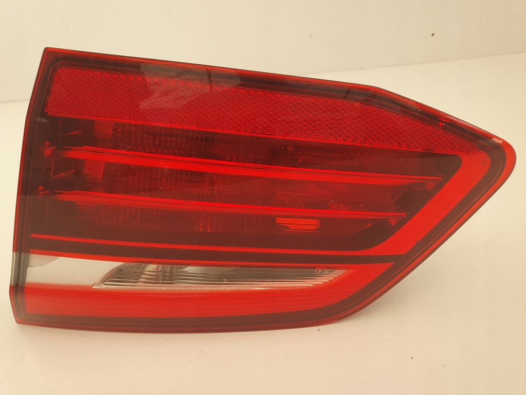 HINTERE RECHTE LAMPE IN DER HAUBE BMW 2 F45 7311032 Product image