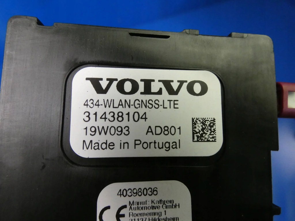VOLVO XC40 VERSTÄRKER-ANTENNENMODUL Product image