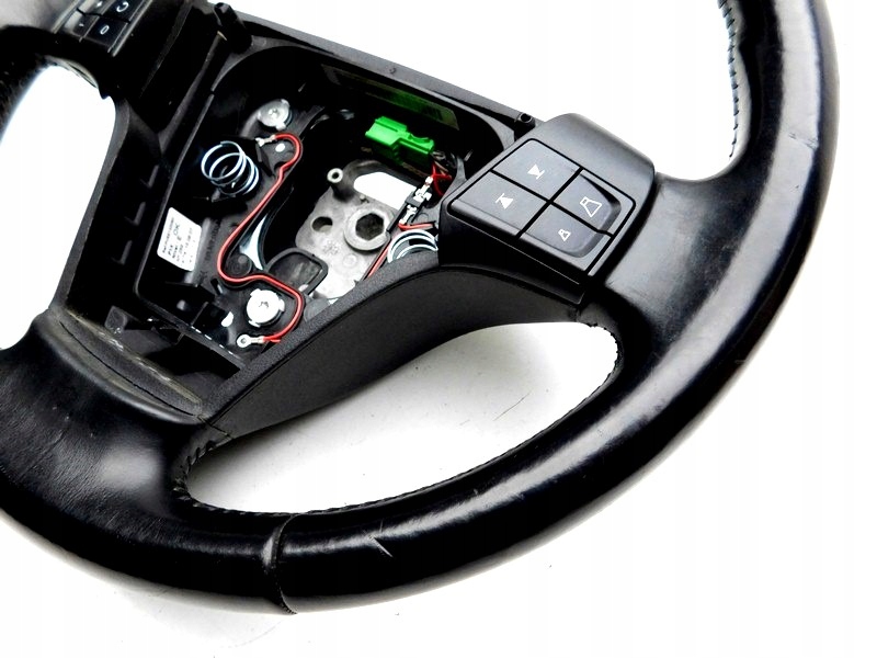 09/23 VOLVO C30 S40 V50 FL LEDERLENKRAD LEDER MULTIFUNKTION Product image