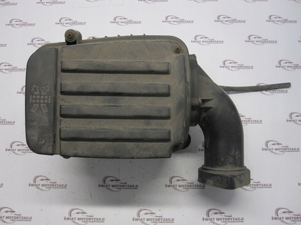 Volkswagen Caddy III 08R Luftfiltergehäuse 1F0129607 1K0129610 Product image