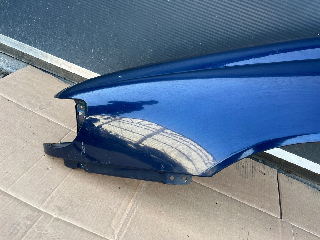 LINKER VORDERER KOTFLÜGEL NISSAN SUNNY N14 1991-1996 3D Product image